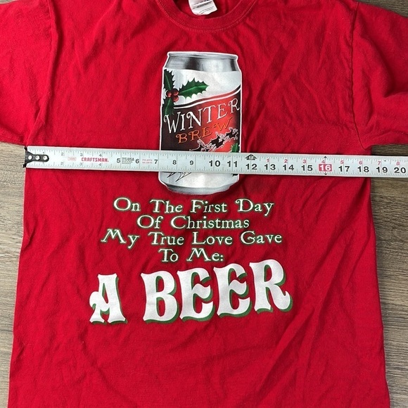 Holiday Christmas Red Beer Short Sleeve Tee Shirt, size medium - Picture 5 of 6